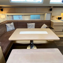 Hanse 548