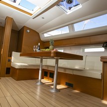 Jeanneau 54