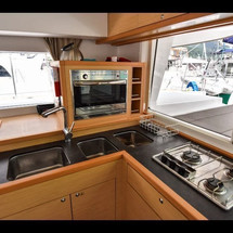 Lagoon 400
