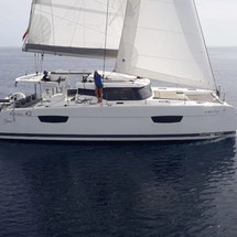 Fountaine Pajot Astréa 42
