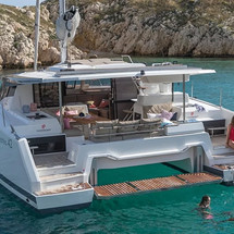 Fountaine Pajot Astréa 42