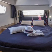 Fountaine Pajot Astréa 42
