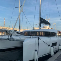 Lagoon 42