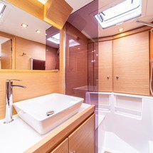 Dufour 63 Exclusive