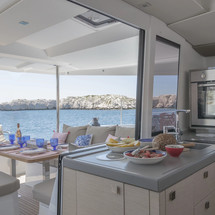 Fountaine Pajot Astréa 42