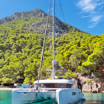 Lagoon 50
