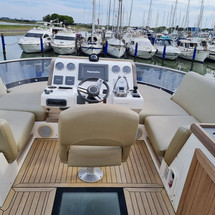 Sealine F46