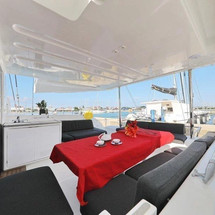 Lagoon 50