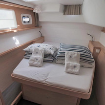 Lagoon 450 F