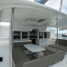 Lagoon 450 F