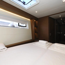 Lagoon 50