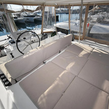 Lagoon 50