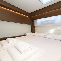 Lagoon 50