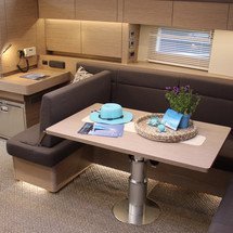 Hanse 588