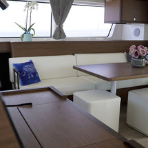 Lagoon 52