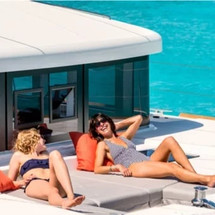 Lagoon 52