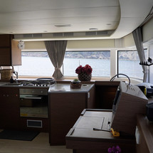 Lagoon 52