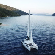 Lagoon 52
