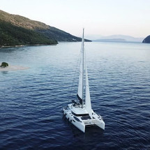 Lagoon 52