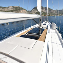 Hanse 675