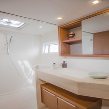 Lagoon 46