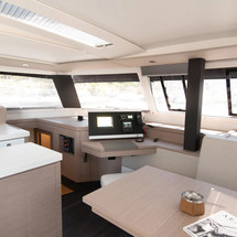 Fountaine Pajot Saona 47