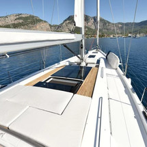 Hanse 675