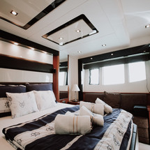 Sunseeker Predator 64
