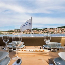 Galeon 640 FLY
