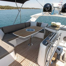 Galeon 640 FLY