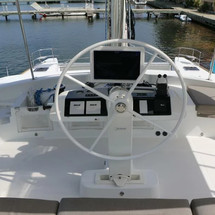 Lagoon 52
