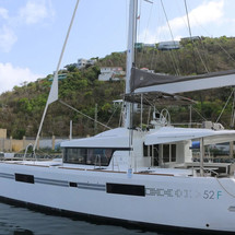 Lagoon 52