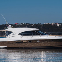Riviera 5000 Sport Yacht