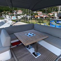 Jeanneau Prestige 590 Fly