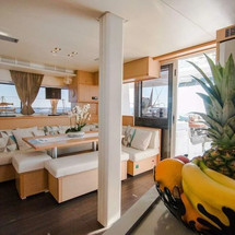 Lagoon 52