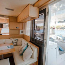 Lagoon 52