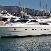 Ferretti 57 Fly