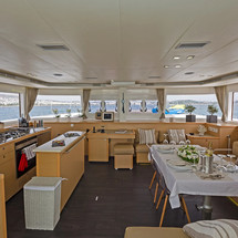 Lagoon 560