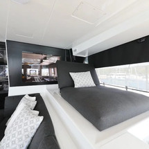 Lagoon 620