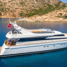 Cantieri di Pisa Akhir 85