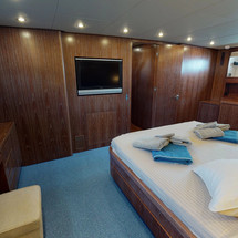 Cantieri di Pisa Akhir 85