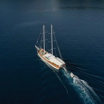 Motor sailer