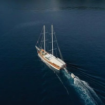 Motor sailer