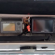 Pursuit 2870 center console