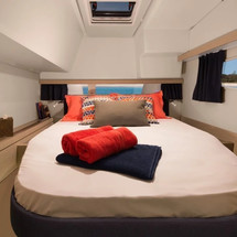 Fountaine Pajot Lucia 40