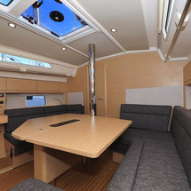 Hanse 418