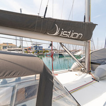 Beneteau Oceanis 38.1