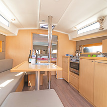Beneteau Oceanis 38.1