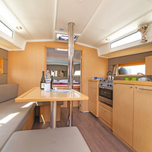 Beneteau Oceanis 38.1