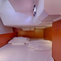 Beneteau Oceanis 38.1